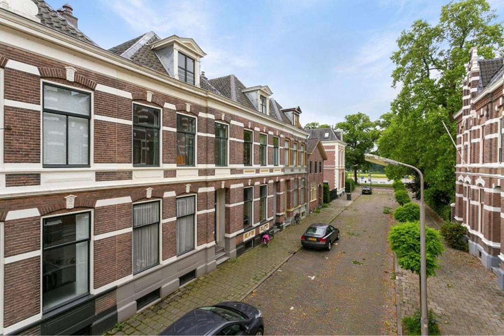 Citystays Deventer Bagian luar foto